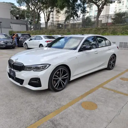 BMW 320i 2.0 16V TURBO GASOLINA M SPORT AUTOMÁTICO