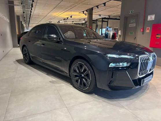 BMW i7 ELÉTRICO XDRIVE60 M SPORT