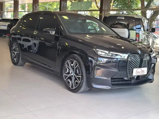 BMW iX ELÉTRICO XDRIVE40