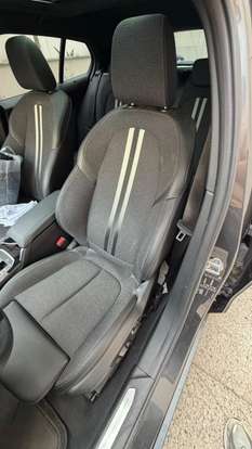 BMW-118i-2021