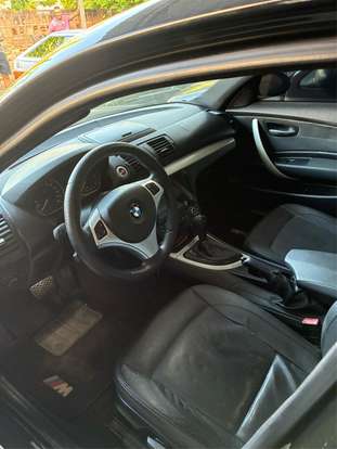 BMW-120i-2009