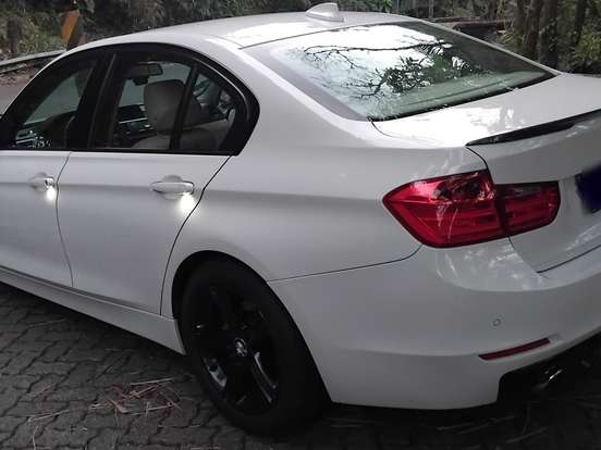 BMW-320i-2.0 16V TURBO ACTIVE FLEX 4P AUTOMÁTICO BMW-320i-2015