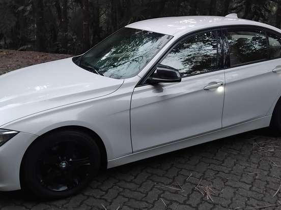 BMW-320i-2.0 16V TURBO ACTIVE FLEX 4P AUTOMÁTICO BMW-320i-2015