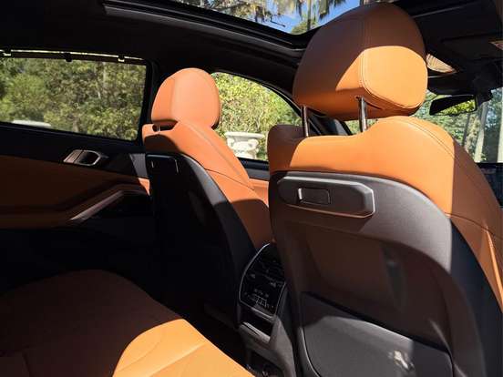 BMW-X6-3.0 TWINPOWER GASOLINA XDRIVE40I M SPORT AUTOMÁTICO BMW-X6-2024