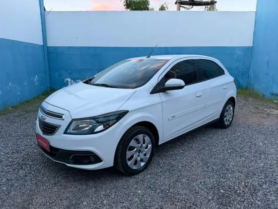 CHEVROLET ONIX 1.4 MPFI LT 8V FLEX 4P MANUAL