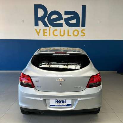 CHEVROLET-ONIX-2013
