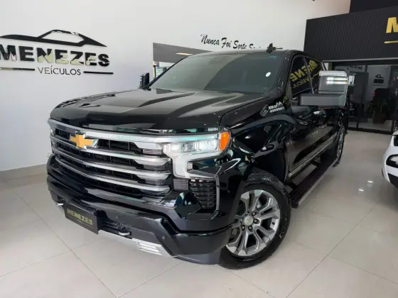 CHEVROLET SILVERADO 5.3 V8 GASOLINA 1500 HIGH COUNTRY 4X4 AUTOMÁTICO
