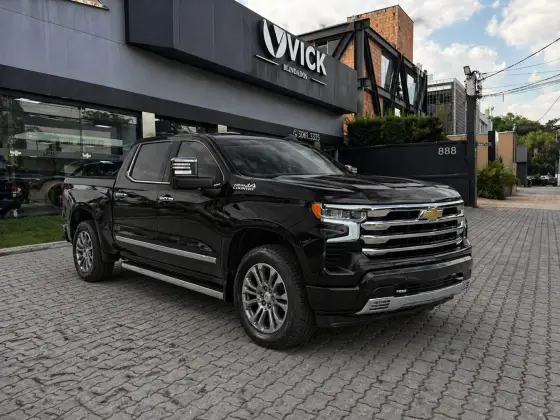 CHEVROLET SILVERADO 5.3 V8 GASOLINA 1500 HIGH COUNTRY 4X4 AUTOMÁTICO