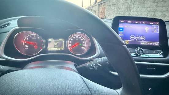 CHEVROLET-TRACKER-2020