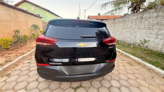 CHEVROLET-TRACKER-2020