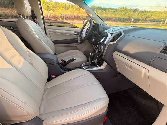 CHEVROLET-TRAILBLAZER-3.6 LTZ 4X4 V6 GASOLINA 4P AUTOMÁTICO CHEVROLET-TRAILBLAZER-2013