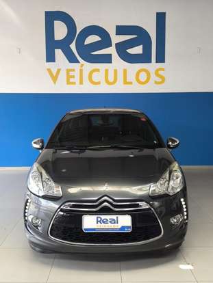 CITROËN-DS3-2012