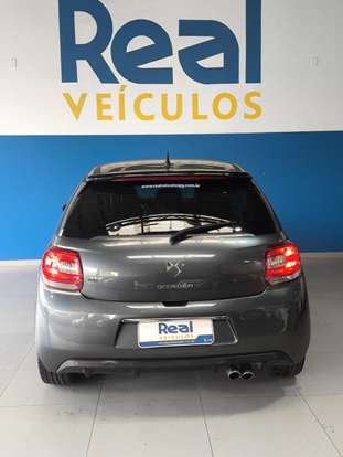 CITROËN-DS3-2012