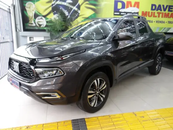 FIAT TORO 1.3 TURBO 270 FLEX FREEDOM AT6 FIAT TORO 1.3 TURBO 270 FLEX FREEDOM AT6