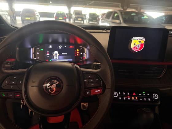 FIAT FASTBACK 1.3 TURBO 270 FLEX ABARTH AT6