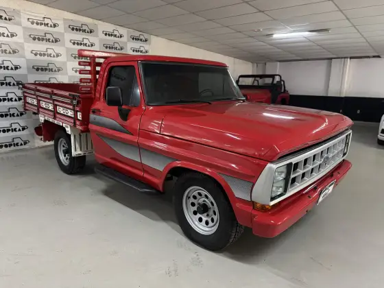 FORD F-1000 3.9 SUPER SÉRIE CS 8V DIESEL 2P MANUAL