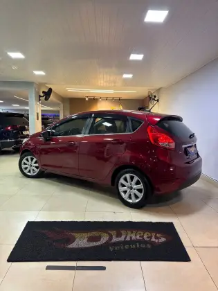 FORD FIESTA 1.6 SE HATCH 16V FLEX 4P MANUAL