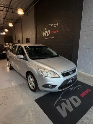 FORD FOCUS 2.0 GLX SEDAN 16V FLEX 4P AUTOMÁTICO