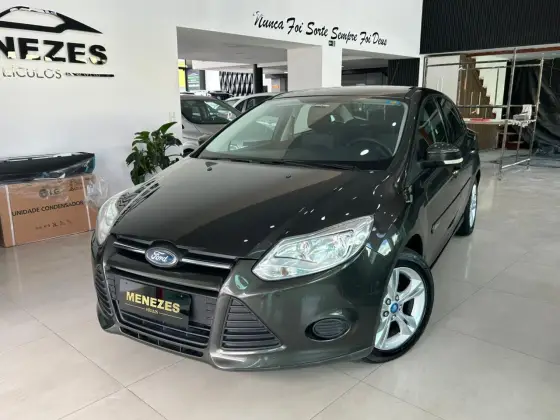 FORD FOCUS 2.0 SE SEDAN 16V FLEX 4P AUTOMÁTICO