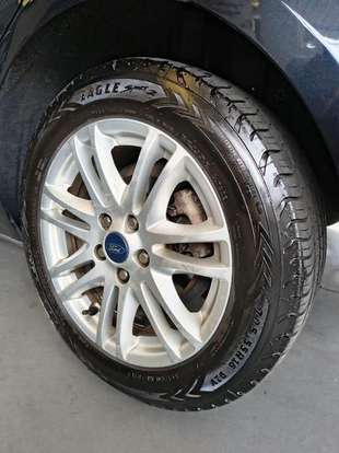 FORD-FOCUS-2011