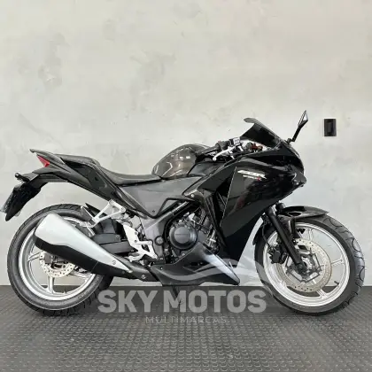 HONDA CBR 250R 