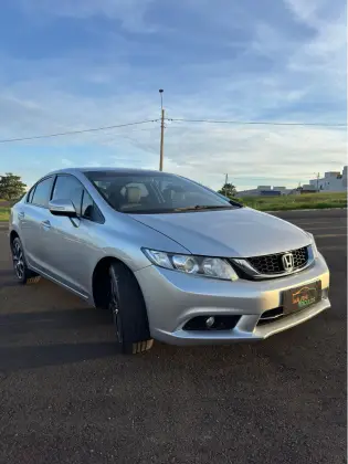 HONDA CIVIC 2.0 LXR 16V FLEX 4P AUTOMÁTICO