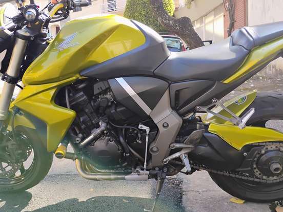 HONDA-CB 1000R HONDA-CB 1000R-2012