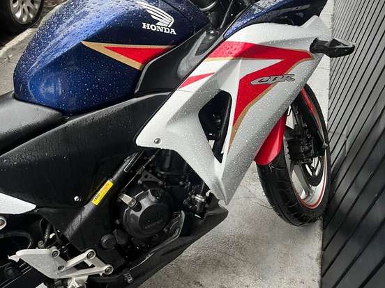 HONDA-CBR 250R HONDA-CBR 250R-2012