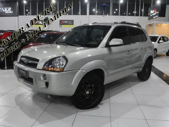 HYUNDAI-TUCSON-2.0 MPFI GLS 16V 143CV 2WD GASOLINA 4P AUTOMÁTICO HYUNDAI-TUCSON-2011
