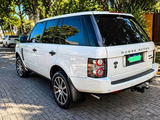 LAND ROVER-RANGE ROVER VOGUE-5.0 SUPERCHARGED 4X4 V8 32V GASOLINA 4P AUTOMÁTICO LAND ROVER-RANGE ROVER VOGUE-2011