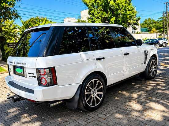 LAND ROVER-RANGE ROVER VOGUE-5.0 SUPERCHARGED 4X4 V8 32V GASOLINA 4P AUTOMÁTICO LAND ROVER-RANGE ROVER VOGUE-2011