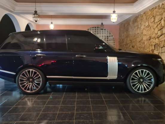 LAND ROVER-RANGE ROVER VOGUE-5.0 SV AUTOBIOGRAPHY DYNAMIC SUPERCHARGED 4X4 V8 32V GASOLINA 4P AUTOMÁTICO LAND ROVER-RANGE ROVER VOGUE-2019