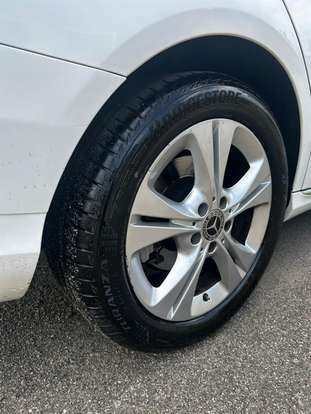 MERCEDES-BENZ-C 180-2017