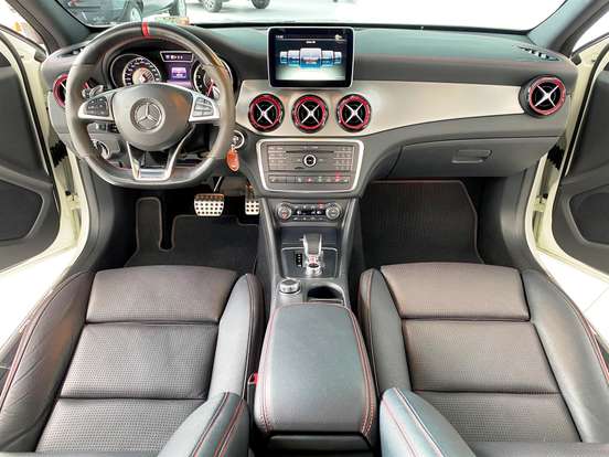 MERCEDES-BENZ-GLA 45 AMG-2.0 16V TURBO GASOLINA 4P AUTOMÁTICO MERCEDES-BENZ-GLA 45 AMG-2015