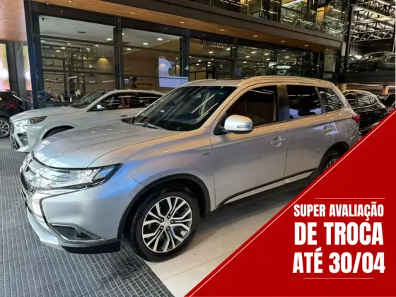 MITSUBISHI OUTLANDER 3.0 GT 4X4 V6 24V GASOLINA 4P AUTOMÁTICO