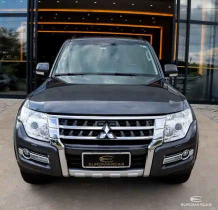 MITSUBISHI PAJERO FULL 3.2 HPE 4X4 16V TURBO INTERCOOLER DIESEL 4P AUTOMÁTICO