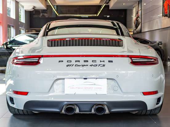 PORSCHE-911-3.0 24V H6 GASOLINA TARGA 4 GTS PDK PORSCHE-911-2017