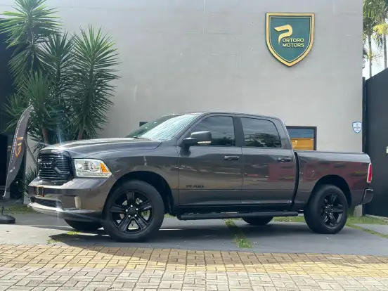 RAM-CLASSIC-5.7 V8 GASOLINA LARAMIE NIGHT EDITION CD 4X4 AUTOMÁTICO RAM-CLASSIC-2022