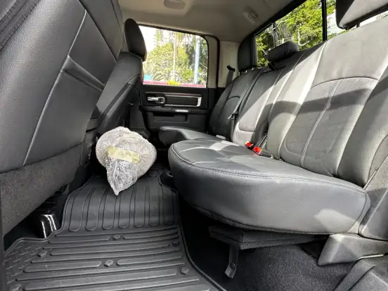 RAM-CLASSIC-5.7 V8 GASOLINA LARAMIE NIGHT EDITION CD 4X4 AUTOMÁTICO RAM-CLASSIC-2022