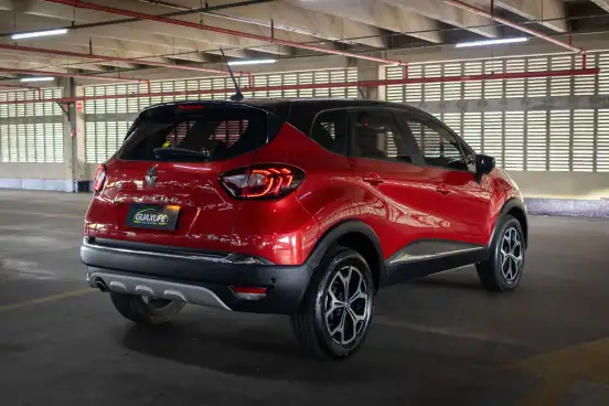 RENAULT-CAPTUR-2021