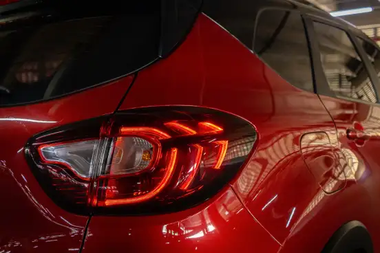 RENAULT-CAPTUR-2021