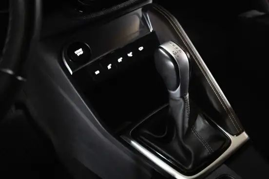 RENAULT-CAPTUR-2021