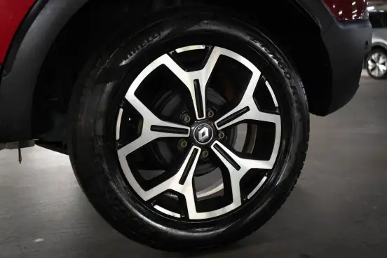 RENAULT-CAPTUR-2021