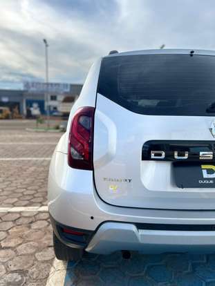 RENAULT-DUSTER-2018