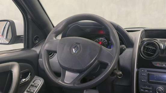 RENAULT-DUSTER-2015