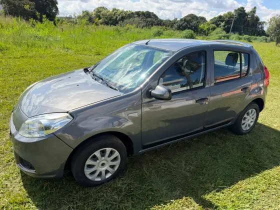 RENAULT SANDERO 1.0 EXPRESSION 16V FLEX 4P MANUAL
