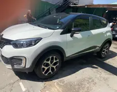 RENAULT CAPTUR 2.0 16V HI-FLEX INTENSE AUTOMÁTICO RENAULT CAPTUR 2.0 16V HI-FLEX INTENSE AUTOMÁTICO