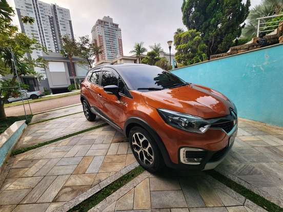 RENAULT-CAPTUR-2017