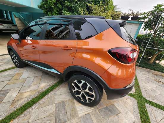 RENAULT-CAPTUR-2.0 16V HI-FLEX INTENSE AUTOMÁTICO RENAULT-CAPTUR-2017