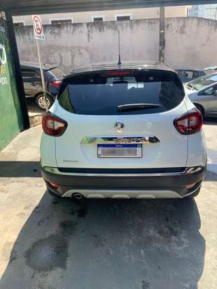 RENAULT-CAPTUR-2019